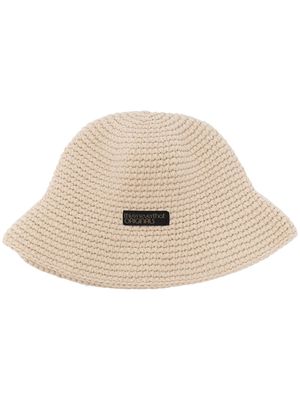 This Is Never That logo-patch knitted bucket hat - White