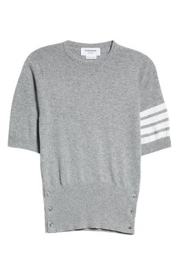 Thom Browne 4-Bar Short Sleeve Cashmere Sweater in Light Grey