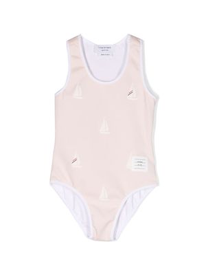 Thom Browne Kids boats graphic print swimsuit - Pink