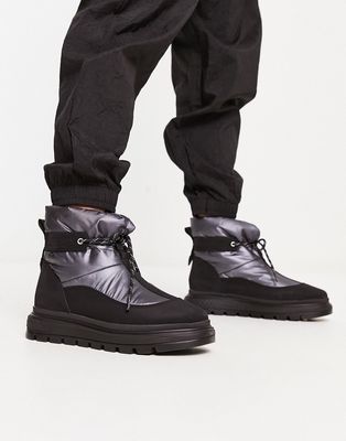 Timberland Ray City puffer boots in black leather