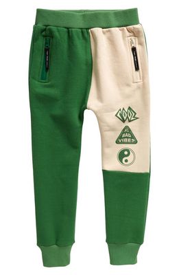 TINY TRIBE Kids' No Bad Vibes Stretch Cotton Sweatpants in Amazon Green