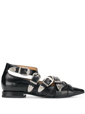 Toga Pulla buckled pointed loafers - Black
