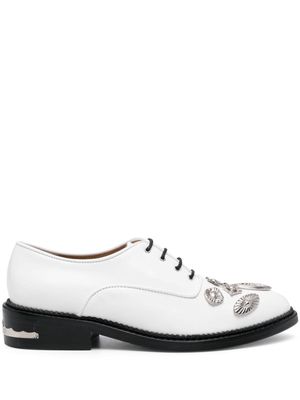 Toga Pulla embellished Oxford shoes - White