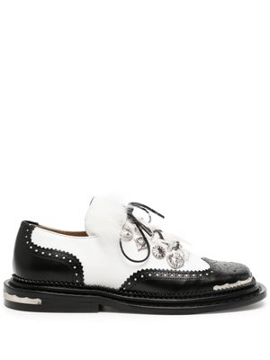 Toga stud-embellished oxford shoes - White