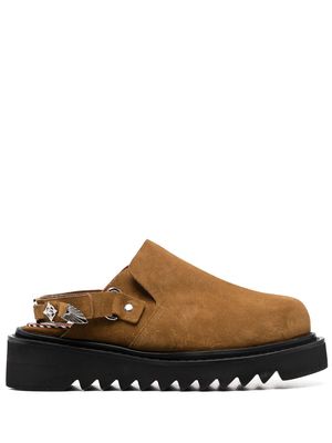 Toga Virilis chunky sole slingback loafers - Brown