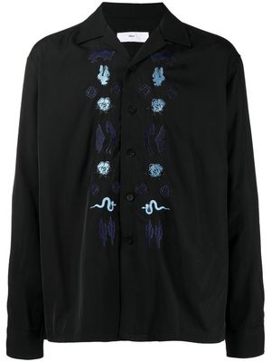 Toga Virilis floral-embroidered long-sleeved shirt - Black