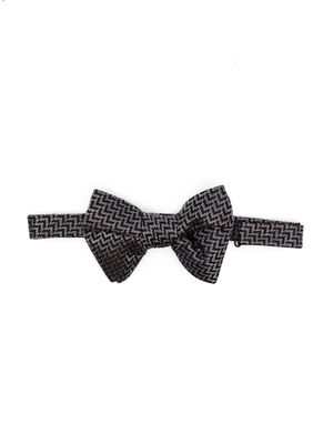 TOM FORD geometric-pattern silk bow tie - Grey