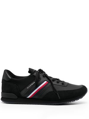 Tommy Hilfiger Iconic stripe-detail sneakers - Black