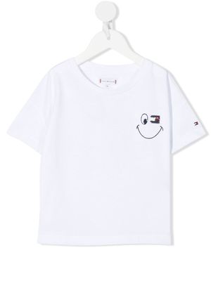 Tommy Hilfiger Junior embroidered-logo short-sleeve T-shirt - White