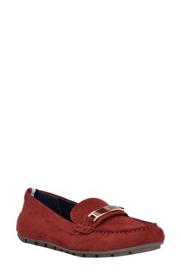 Tommy Hilfiger Kyria Driving Loafer in Dre01