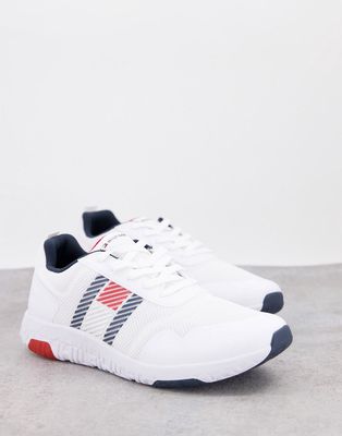 Tommy Hilfiger lightweight running sneakers with side flag logo in white
