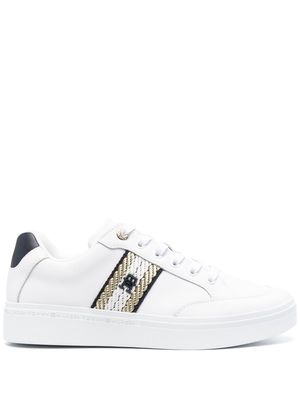 Tommy Hilfiger logo-patch low-top sneakers - White