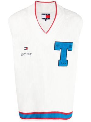 Tommy Hilfiger logo-patch sweater vest - White