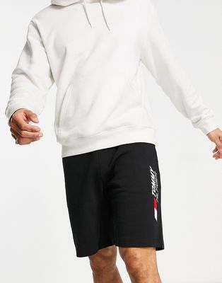 Tommy Hilfiger Performance essentials logo sweat shorts in black