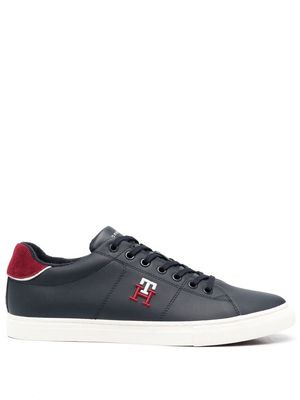 Tommy Hilfiger side embroidered-logo low-top sneakers - Blue