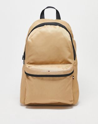 Tommy Hilfiger skyline backpack in tan-Brown