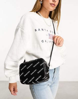Tommy Jeans camera bag in all over print-Black