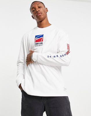 Tommy Jeans central box logo long sleeve t-shirt in white