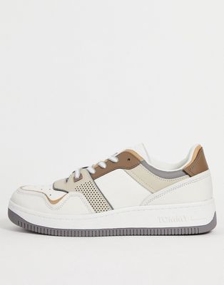 Tommy Jeans elevated basket sneakers in beige and white