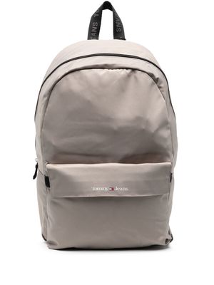 Tommy Jeans embroidered-logo recycled backpack - Grey