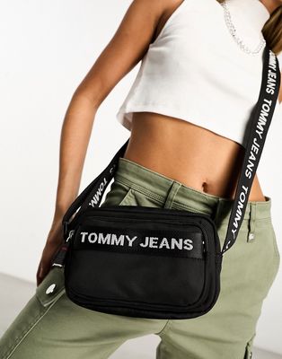 Tommy Jeans essentials crossover bag in black
