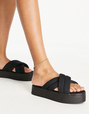 Tommy Jeans flatform sandals embossed logo in black