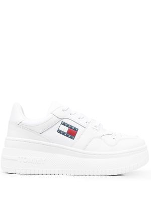 Tommy Jeans leather logo-patch sneakers - White