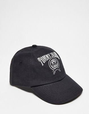 Tommy Jeans logo canvas cap in black