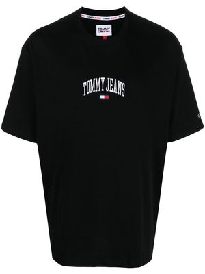 Tommy Jeans logo-patch cotton T-Shirt - Black