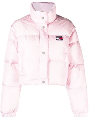 Tommy Jeans logo-patch cropped puffer jacket - Pink