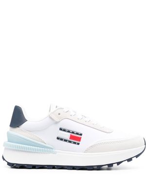 Tommy Jeans logo-plaque low-top trainers - White