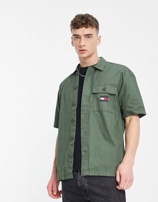 Tommy Jeans short sleeve shirt classic fit in khaki-Green