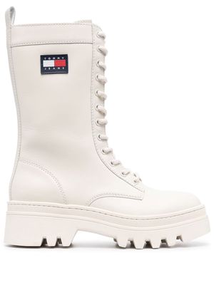 Tommy Jeans Twelve logo-patch leather boots - White