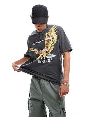 Tommy Jeans vintage eagle t-shirt in charcoal-Gray