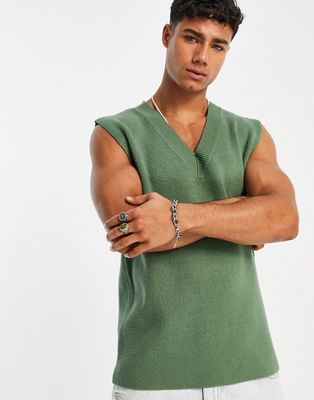 Topman elevated essential deep v knit tank in green-Yellow