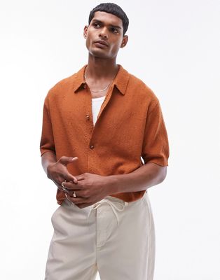 Topman knitted textured button through shirt in rust-Brown