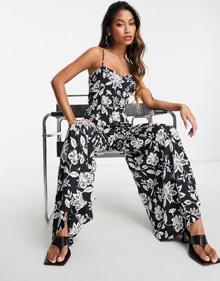 Topshop casual large floral square neck jumpsuit in mono-Multi
