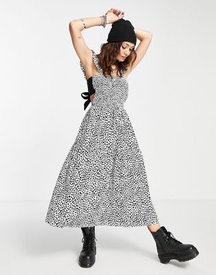 Topshop cotton poplin shirring pinny dress in spot in mono - MULTI