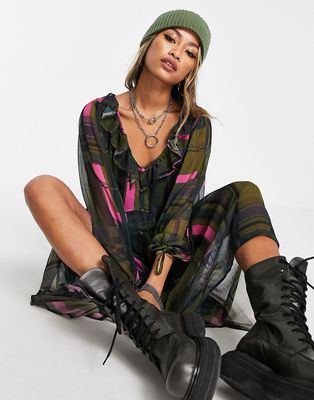 Topshop plaid ruffle chuck on maxi dress in green - MGREEN