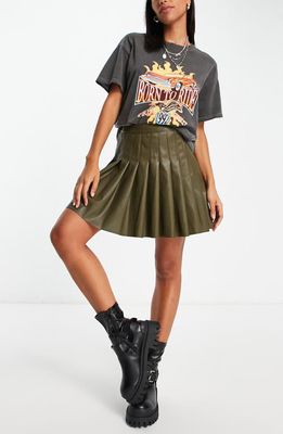 Topshop Pleated Faux Leather Miniskirt in Green