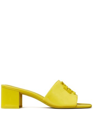 Tory Burch Eleanor 55mm logo-plaque mules - Yellow