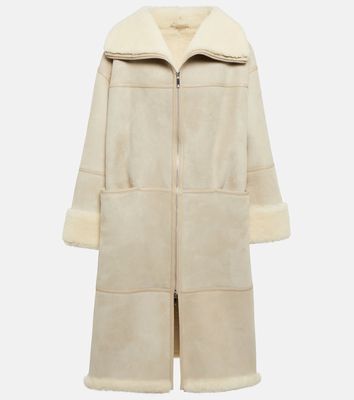 Toteme Shearling-trimmed suede coat