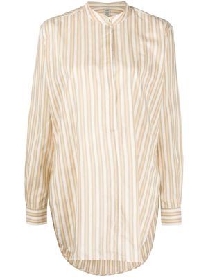 TOTEME stripe-print collarless shirt - Neutrals