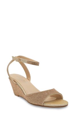 Touch Ups Moxie Ankle Strap Wedge Sandal in Champagne 