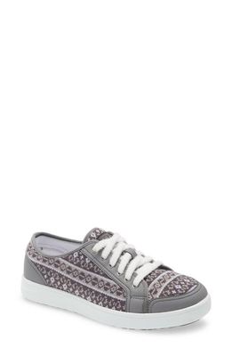 TRAQ by Alegria Alegria Lyriq Sneaker in Arctic Grey Leather