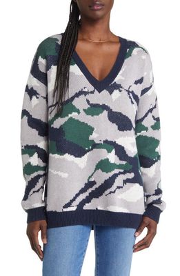Treasure & Bond Camouflage V-Neck Sweater in Navy- Grey Combo