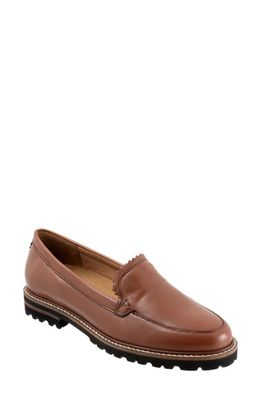 Trotters Fayth Loafer in Cognac/Lug