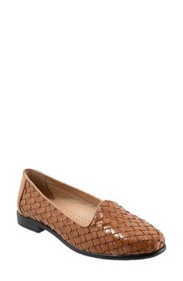 Trotters Lizette Loafer in Bone