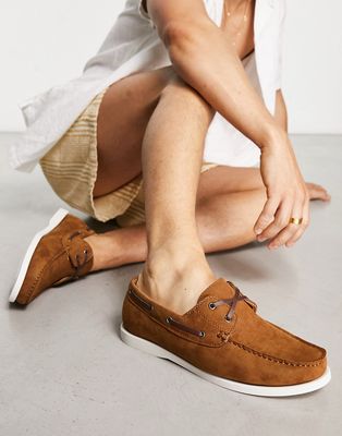 Truffle Collection boat shoes in tan-Brown