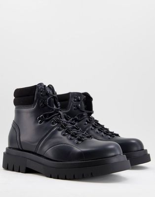 Truffle Collection hiker boots with collar in black faux leather